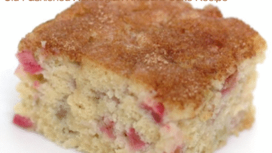 Old-Fashioned Norwegian Rhubarb Cake Recipe